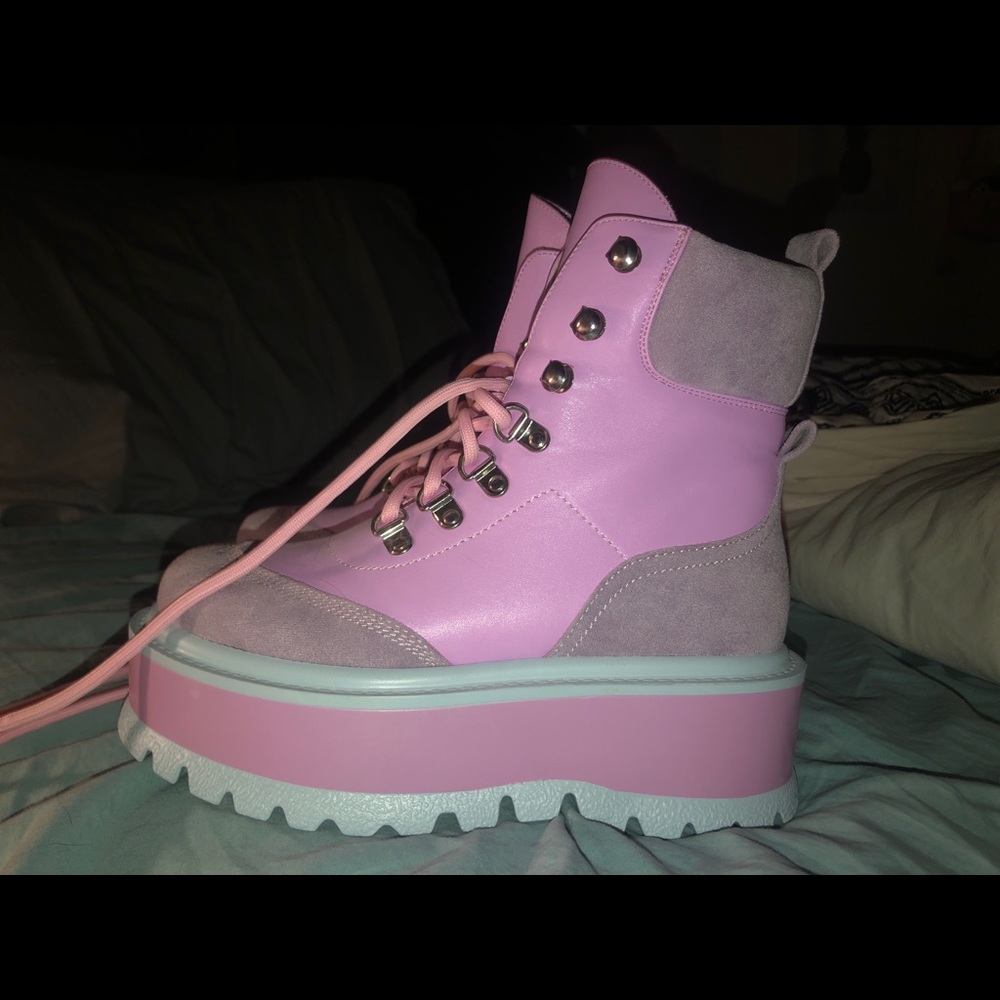 Koi Footwear Purple Hydras